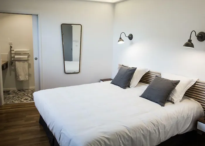 Pradelle Et Swimming Pool Clermont-Ferrand